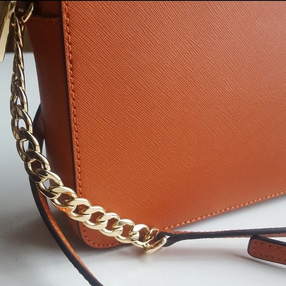 Jet Set Saffiano Leather Crossbody - Picture 6 of 7